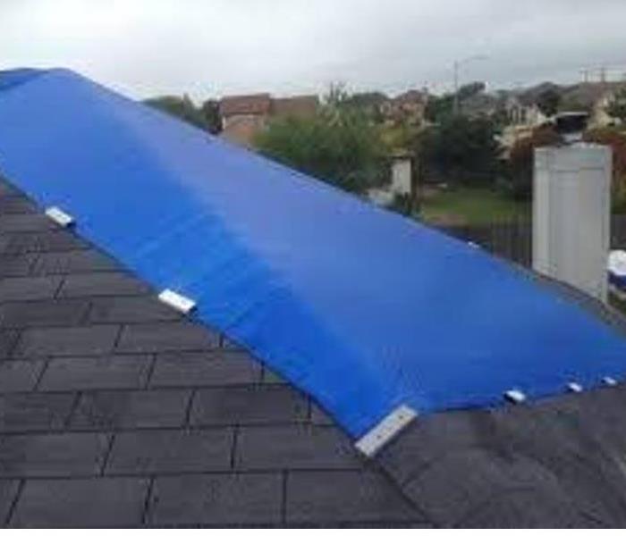 emergency roof tarping